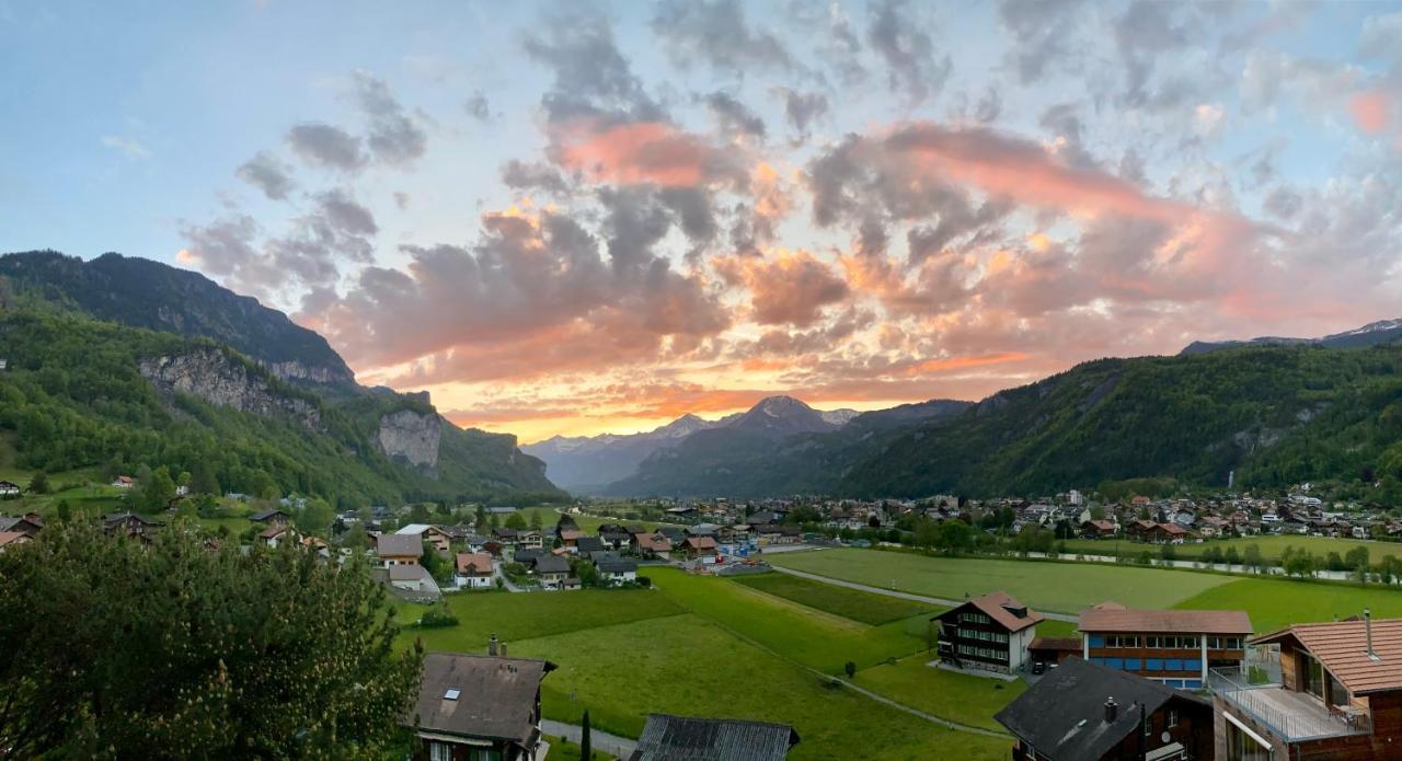 Appartement Aareschlucht- Grandiose Aussicht Fuer 2-6 Pers. Meiringen Exterior photo